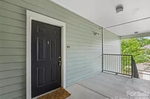 200 Vista Lake Dr, Candler, NC 28715 - Photo 4