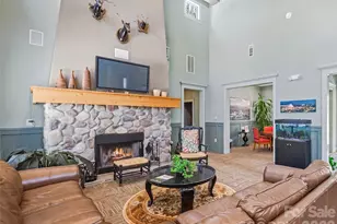 200 Vista Lake Dr, Candler, NC 28715 - Photo 22