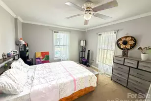 530 NW Stage St, Lenoir, NC 28645 - Photo 10