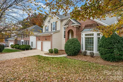 5923 Swanston Drive, Charlotte, NC 28269 - Photo 2