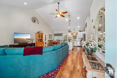 2182 Evergreen Drive, Newton, NC 28658 - Photo 12