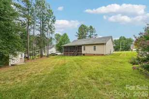 2182 Evergreen Dr, Newton, NC 28658 - Photo 30