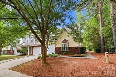 109 Prescott Street, Matthews, NC 28104 - Photo 2