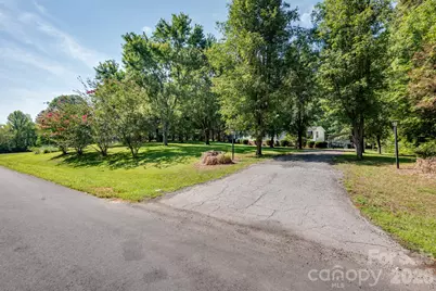 2322 Cyrus Drive, Clover, SC 29710 - Photo 4