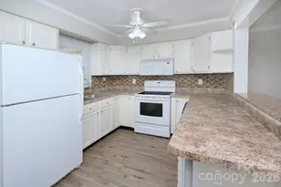 6242 Old Pineville Rd, Charlotte, NC 28217 - Photo 14