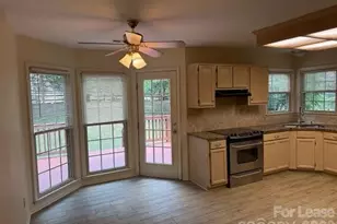 9132 E Orchard Ln, Charlotte, NC 28210 - Photo 14