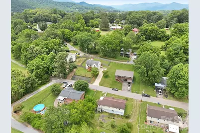 320 Meadowbrook Drive, Canton, NC 28716 - Photo 32