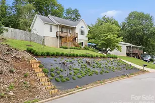 320 Meadowbrook Dr, Canton, NC 28716 - Photo 2