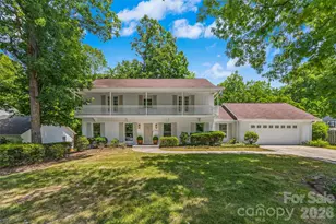 1340 Piccadilly Dr, Charlotte, NC 28211 - Photo 1