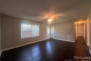 3605 Somerset Dr, Gastonia, NC 28052 - Photo 4