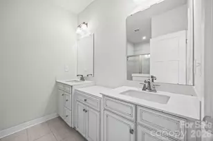 928 Portrush Ln, Tega Cay, SC 29708 - Photo 18