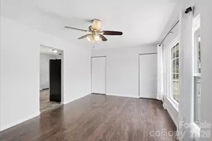 4324 Hidden Valley Rd, Charlotte, NC 28213 - Photo 8