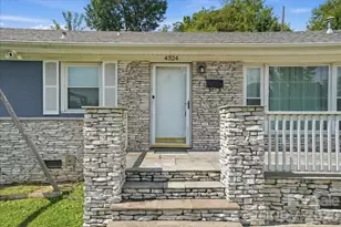 4324 Hidden Valley Rd, Charlotte, NC 28213 - Photo 4