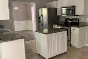 7010 Duchamp Dr, Charlotte, NC 28215 - Photo 10