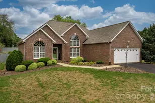 3992 Brickfield St, Hickory, NC 28602 - Photo 4