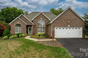 3992 Brickfield St, Hickory, NC 28602 - Photo 2