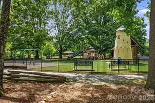 195 Jordan St, Hendersonville, NC 28739 - Photo 40