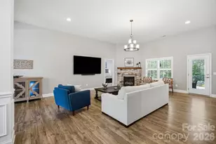193 Hunters Hill Dr, Statesville, NC 28677 - Photo 10