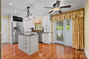 121 Fortner Dr, Waynesville, NC 28786 - Photo 8