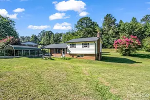 176 Michael St, Bostic, NC 28018 - Photo 2