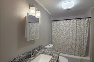 511 W 7th St, Kannapolis, NC 28081 - Photo 8