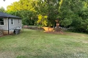 1905 Circle Dr, Kannapolis, NC 28081 - Photo 2