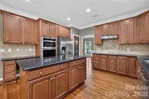 6301 Crown Hill Dr, Charlotte, NC 28227 - Photo 10