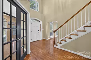 6301 Crown Hill Dr, Charlotte, NC 28227 - Photo 4