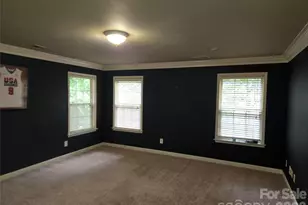 6301 Crown Hill Dr, Charlotte, NC 28227 - Photo 4
