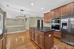 6301 Crown Hill Dr, Charlotte, NC 28227 - Photo 8