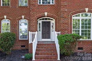 6301 Crown Hill Dr, Charlotte, NC 28227 - Photo 2