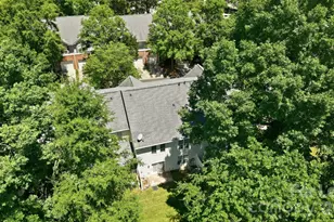 10781 Essex Hall Dr, Charlotte, NC 28277 - Photo 36