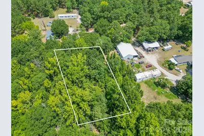 72 Thurman Garage Lane, Jefferson, SC 29718 - Photo 2