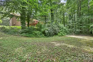 222 Timberlane Dr, Etowah, NC 28729 - Photo 28