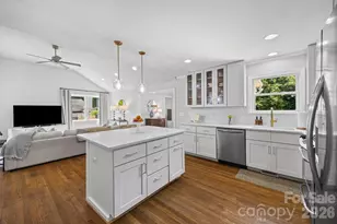 5300 Milford Rd, Charlotte, NC 28210 - Photo 6