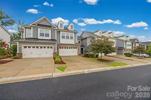 623 Amber Meadows Way, Fort Mill, SC 29708 - Photo 2
