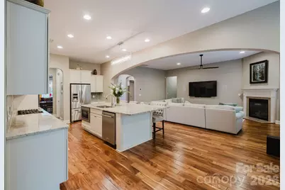 2626 Hamilton Crossings Drive, Charlotte, NC 28214 - Photo 10