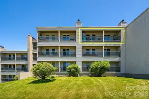 301 Pinnacle Inn Rd, Beech Mountain, NC 28604 - Photo 22
