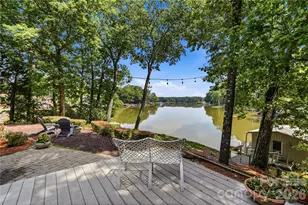 1075 Lakefront Woods Dr, Belmont, NC 28012 - Photo 2