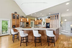 1075 Lakefront Woods Dr, Belmont, NC 28012 - Photo 6