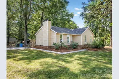 9501 Buckskin Lane, Charlotte, NC 28227 - Photo 2