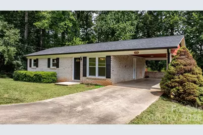 2428 Cedar Valley Drive, Conover, NC 28613 - Photo 2