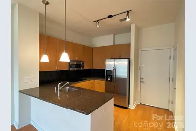 525 E Sixth Street #301, Charlotte, NC 28202 - Photo 2