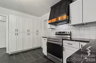 4108 Wimbledon Dr, Dallas, NC 28034 - Photo 6