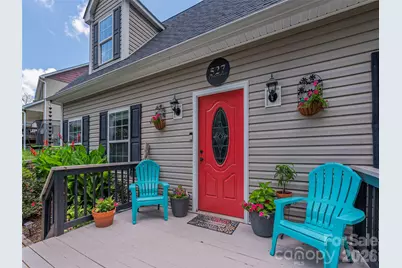 527 East Street, Candler, NC 28715 - Photo 4