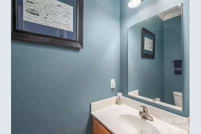 527 East Street, Candler, NC 28715 - Photo 14