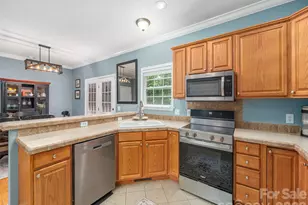 527 East St, Candler, NC 28715 - Photo 12