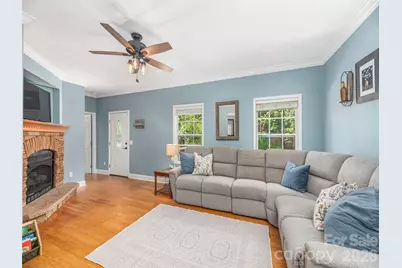 527 East Street, Candler, NC 28715 - Photo 8