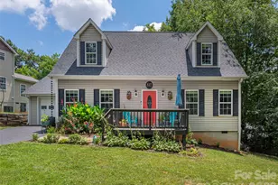 527 East St, Candler, NC 28715 - Photo 2
