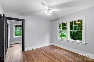 35 Northview St, Asheville, NC 28801 - Photo 22